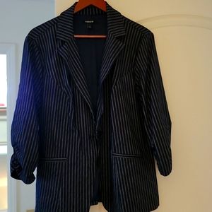 TORRID ruched sleeve Blazer size 1